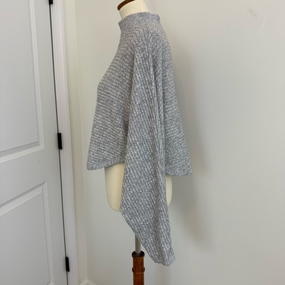 Anthropologie Pilcro Cropped Blouse S Grey Ribbed Mock Neck Drop Shoulder Ribbed - Picture 3 of 9